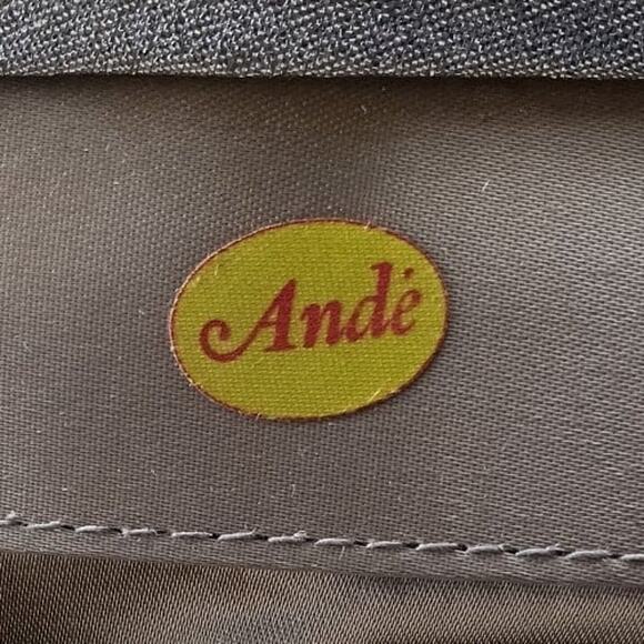 ANDE Vintage 60s Silver Purse with Bowtie Closure - Picture 9 of 9